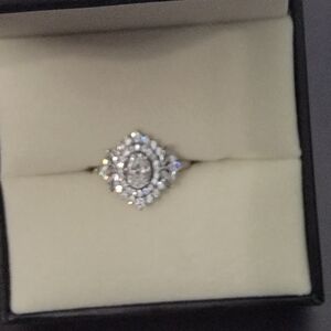 Elegant Silver Diamond Ring